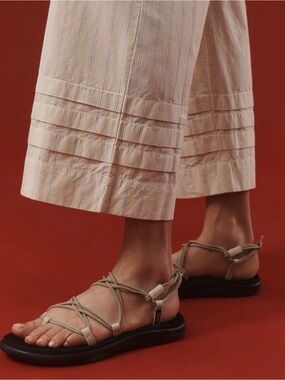Teva Voya Infinity Sandals - Sesame/ Birch